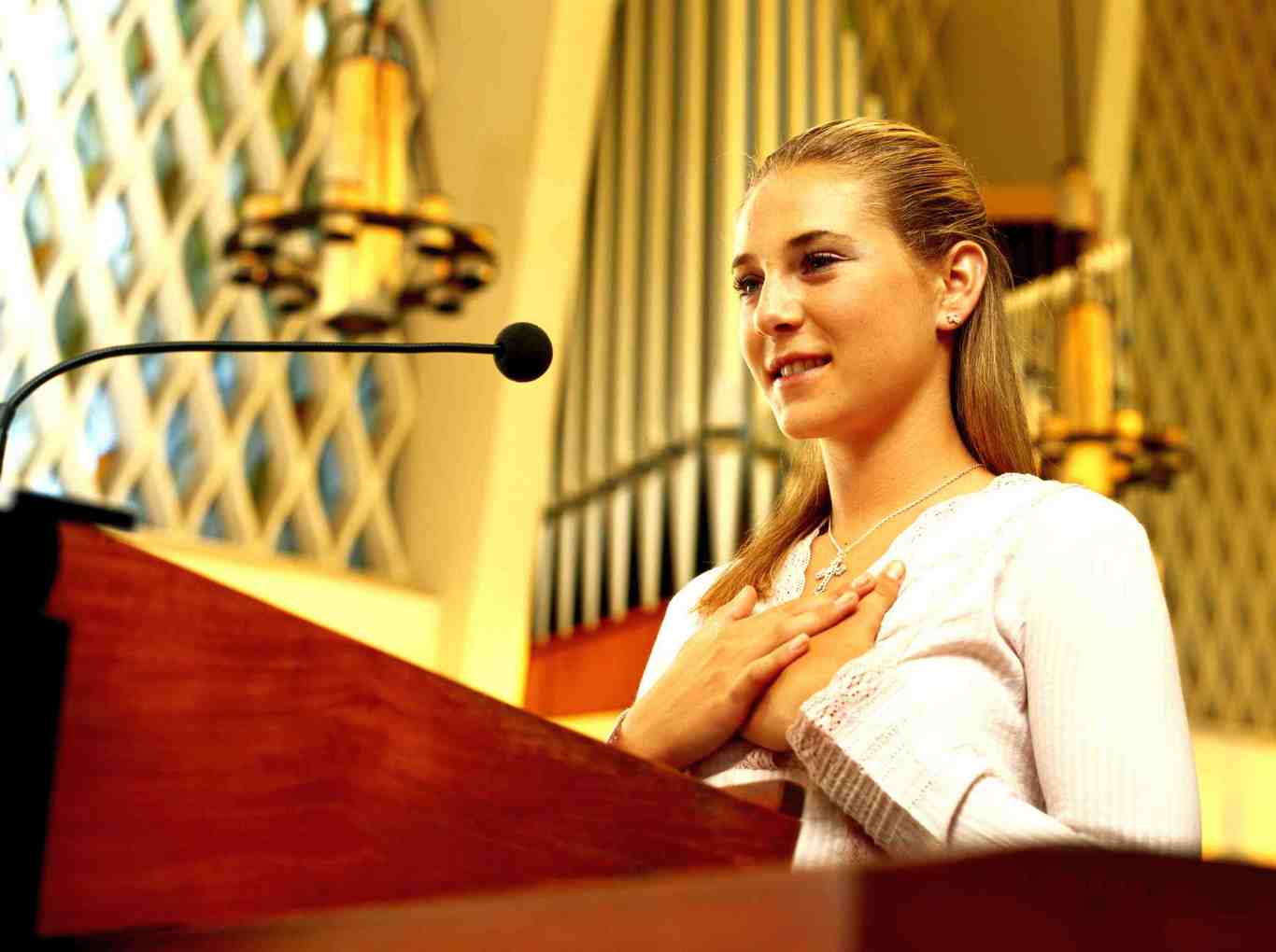 Easy Steps to Improve Eulogy Speech Writing